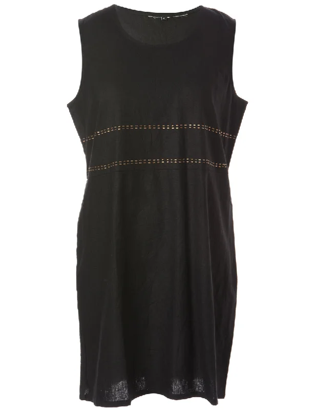 Label Black Short Dress Boat Neckline Classic